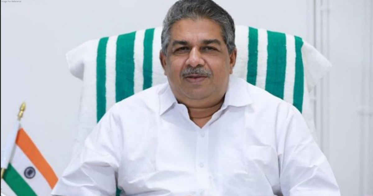 Kerala Minister apologises over his remark against constitution